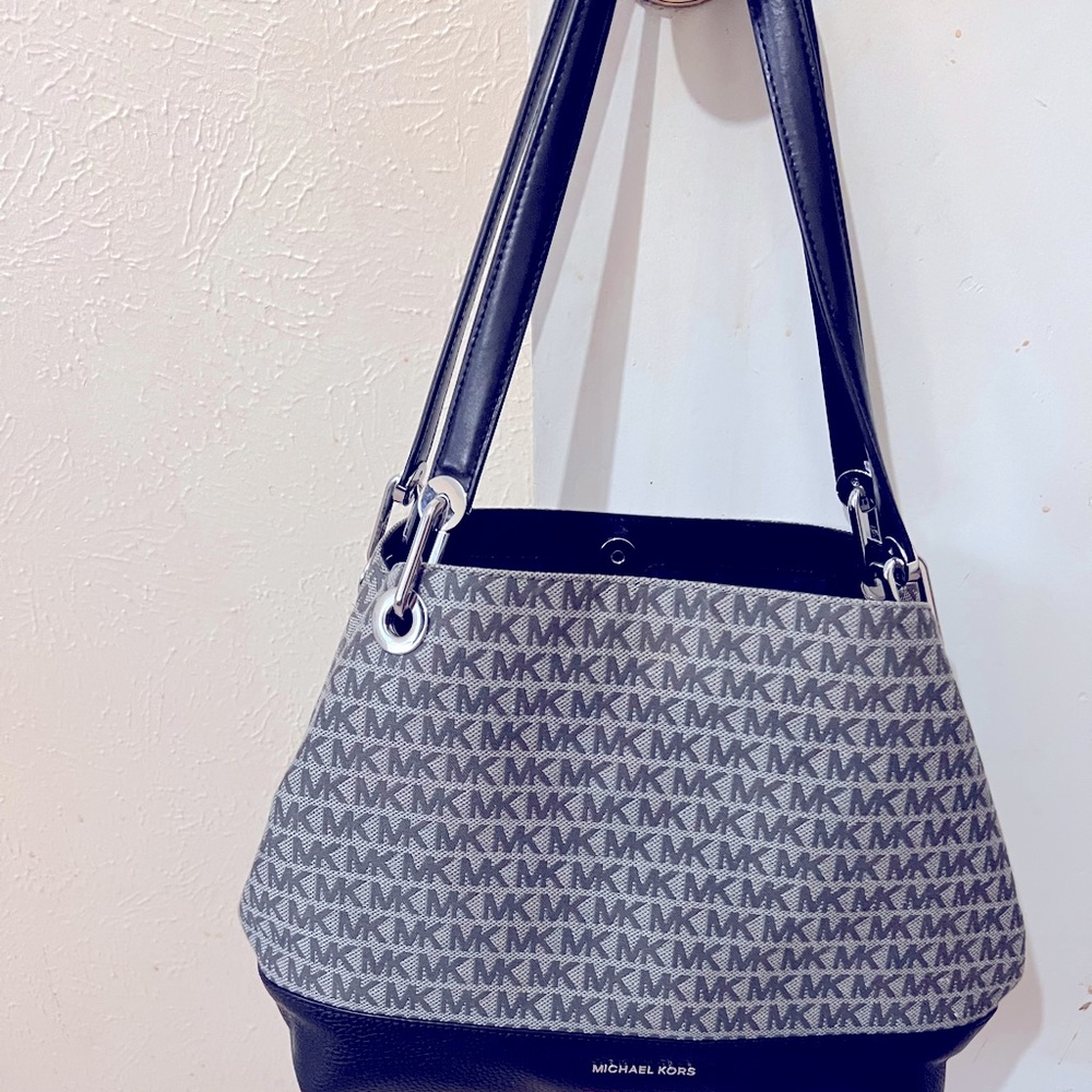 micheal kors authentic